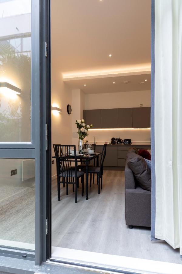 The Atrium Apartman Milton Keynes Kültér fotó