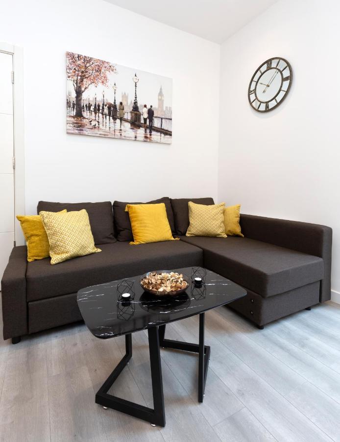 The Atrium Apartman Milton Keynes Kültér fotó