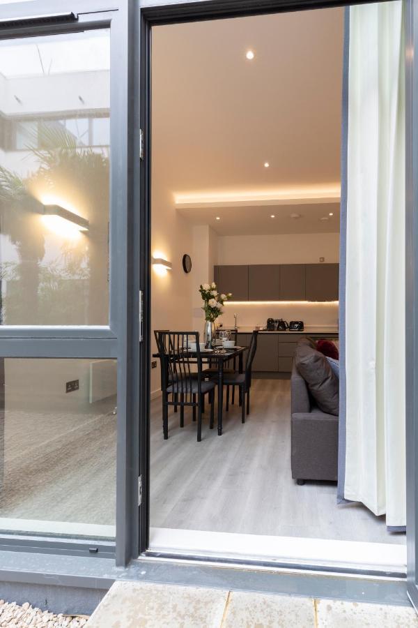 The Atrium Apartman Milton Keynes Kültér fotó