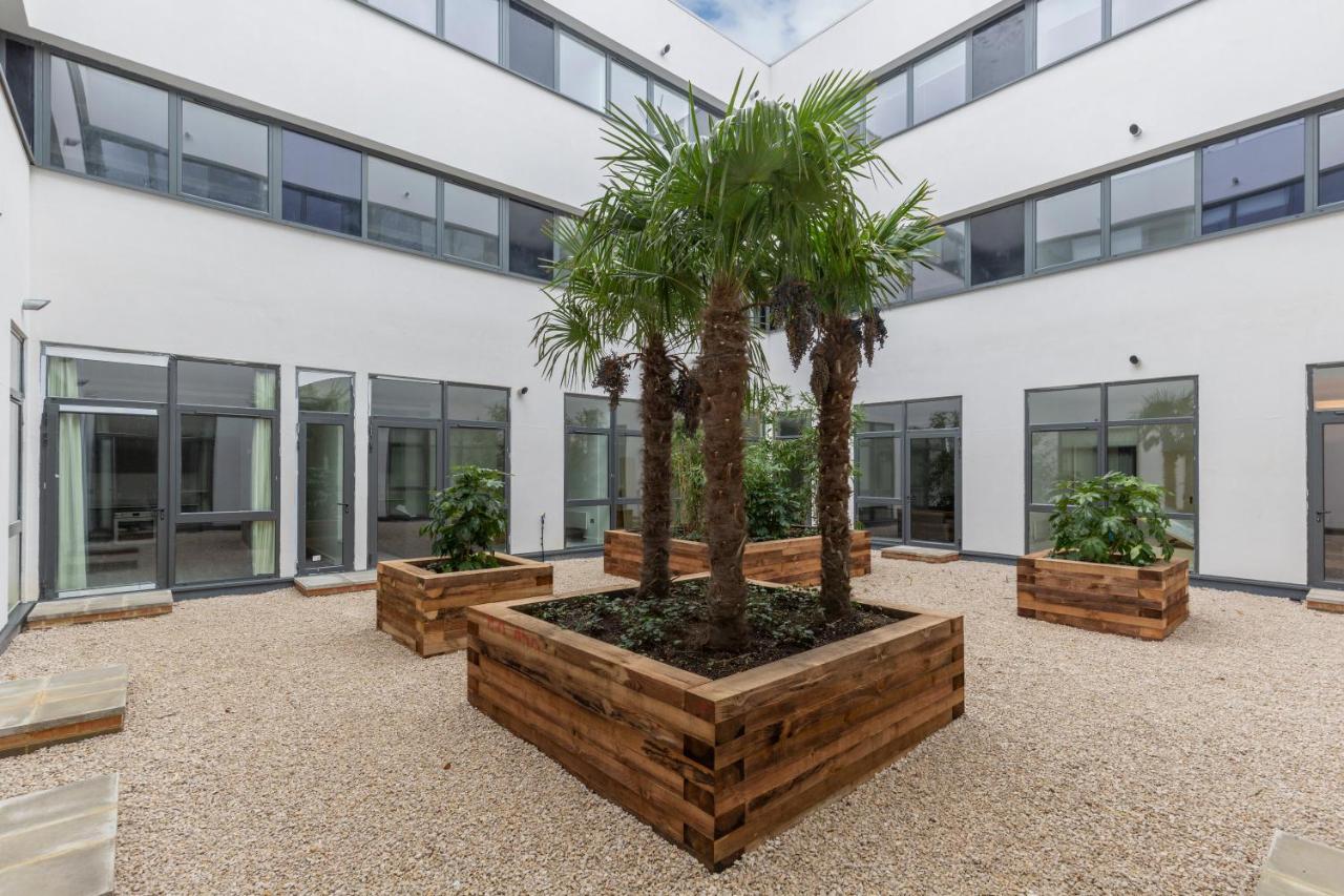 The Atrium Apartman Milton Keynes Kültér fotó