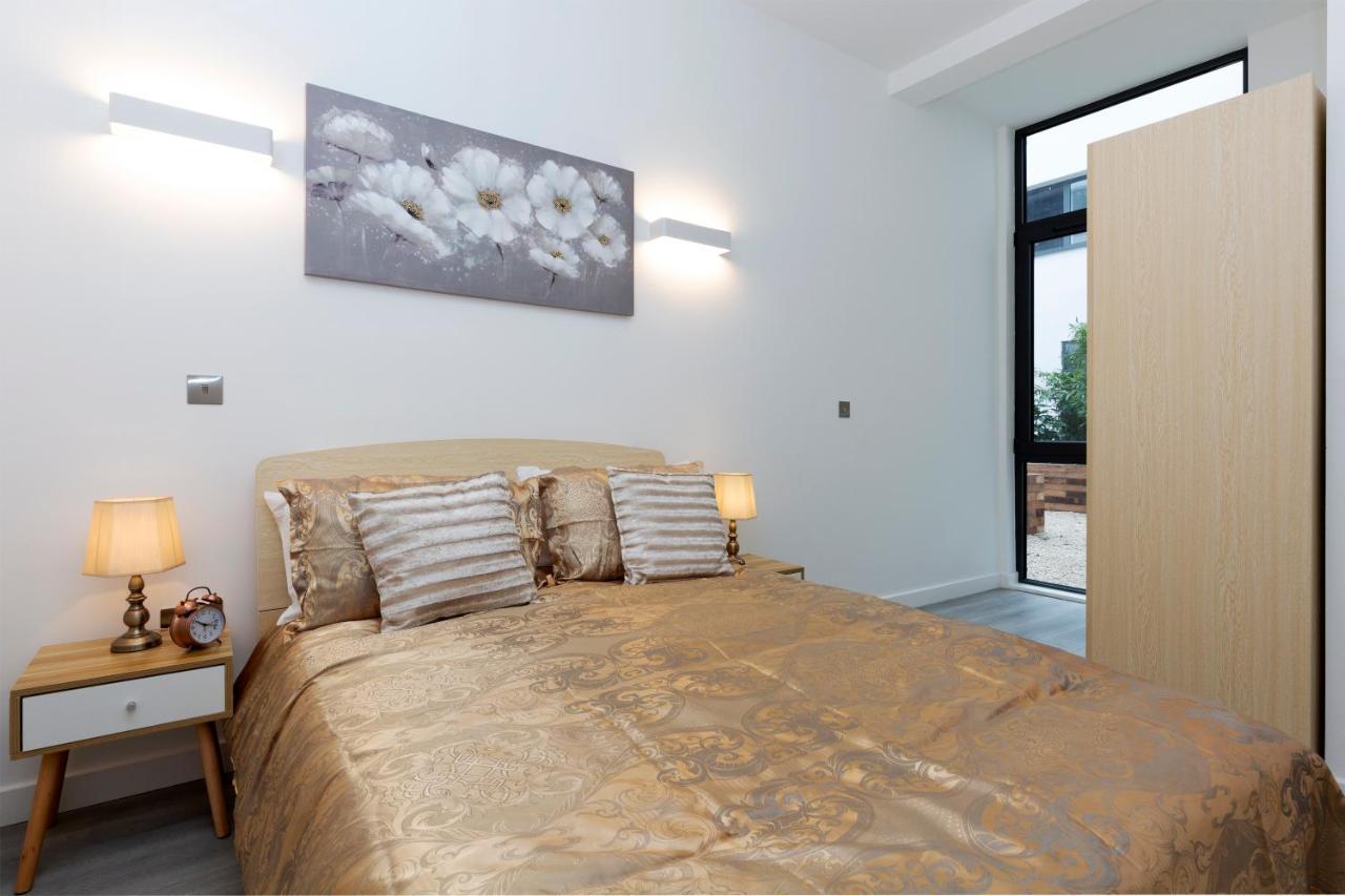 The Atrium Apartman Milton Keynes Kültér fotó
