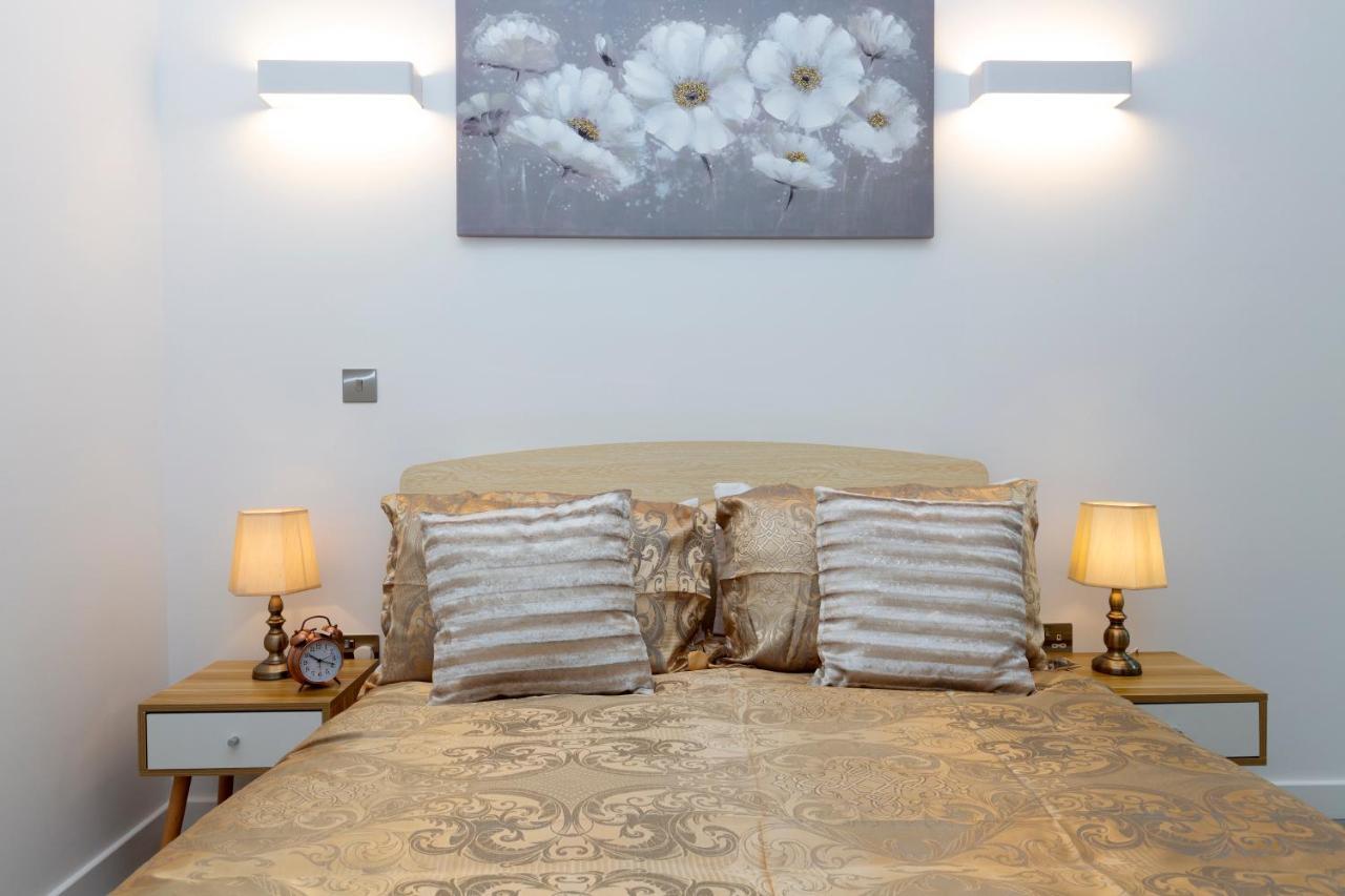 The Atrium Apartman Milton Keynes Kültér fotó